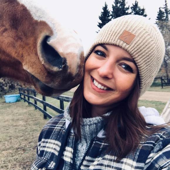 Meet your Posher, Anne - Picture 1 of 1